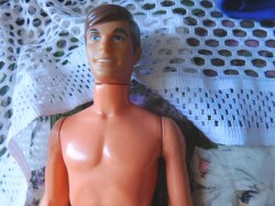 ken walk lively r17 face